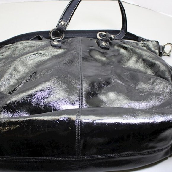 COACH HUGE Black Patent Poppy Spotlight - Picture 2 of 6